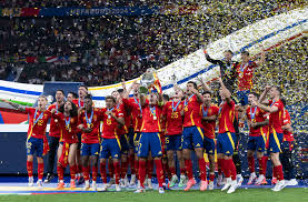 强队员间的 强队员间的